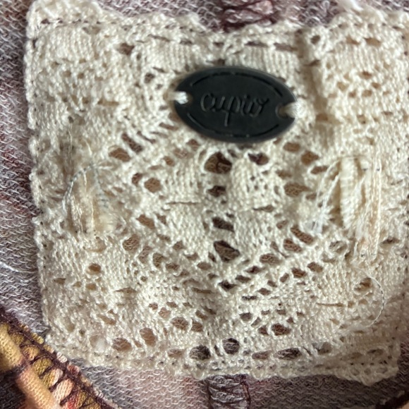 Cupio Women's Brown Short Cuff Sleeve Tee - Picture 7 of 11